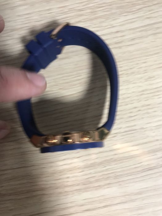 Продам Годинник GUESS!