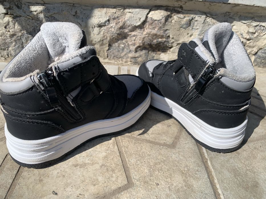 Продам зимние хайтопы кроссовки