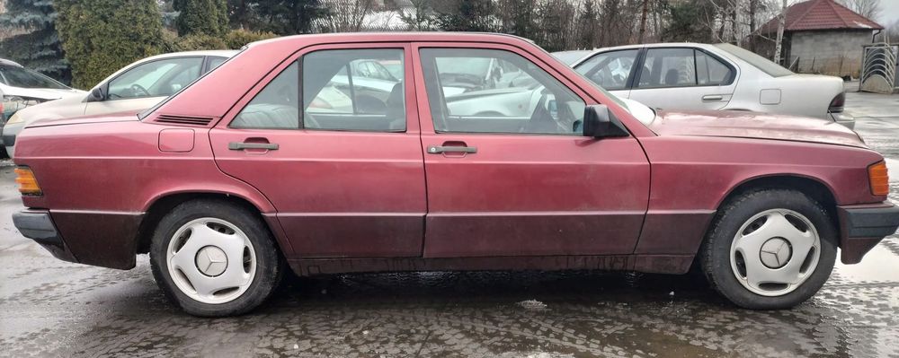 MERCEDES W201 190E M102.962 2.0 8V  DRZWI TYŁ TYLNE PRAWE LEWE MASKA ZDERZAK BŁOTNIK KLAPA LAMPA SZYBA CAŁY NA CZĘŚCI