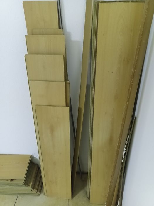 Piso flutuante em ótimo estado