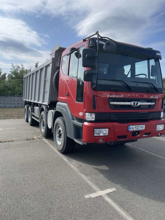 Самоскид 8x4 самосвал 20м3 30 т 2022