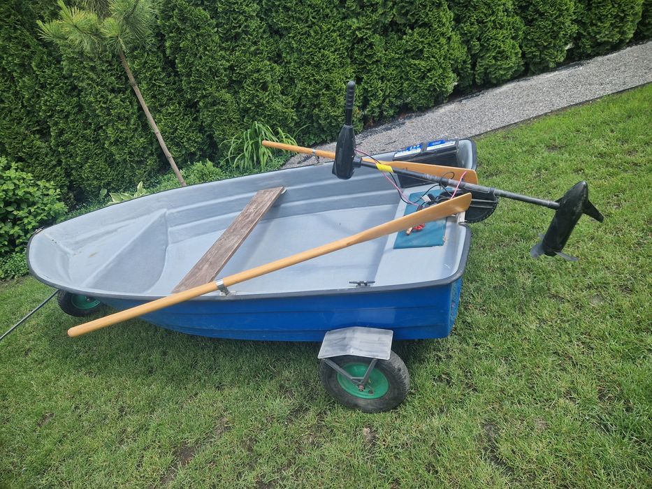 Sprzedam łódka z silnik elektryczny