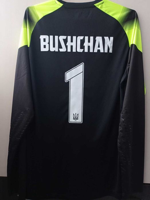 футболка Україна Забарний Бущан Трубін Миколенко Нещерет Динамо Бойко