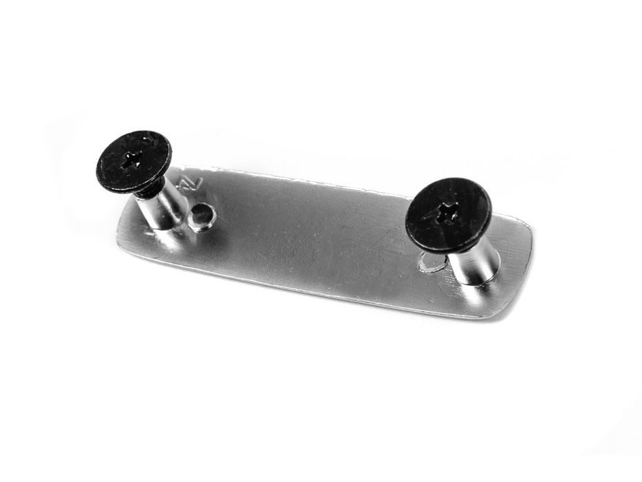 Mercedes Mercedes Шильдик алюмінієвий для килимків (1шт)