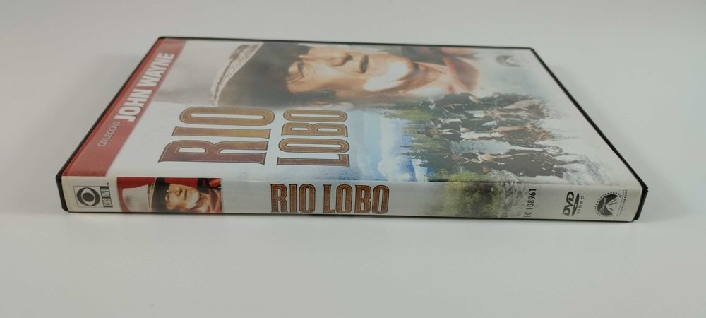 DVD Rio Lobo John Wayne - Western
