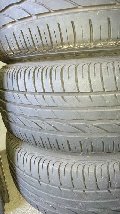 Jantes BMW 16" com pneus praticamente novos
