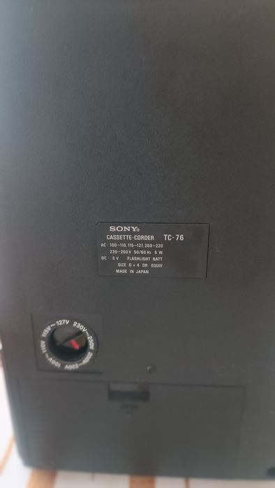 Вінтажний касетний магнітофон Sony TC-76 DELUXE з кабелем