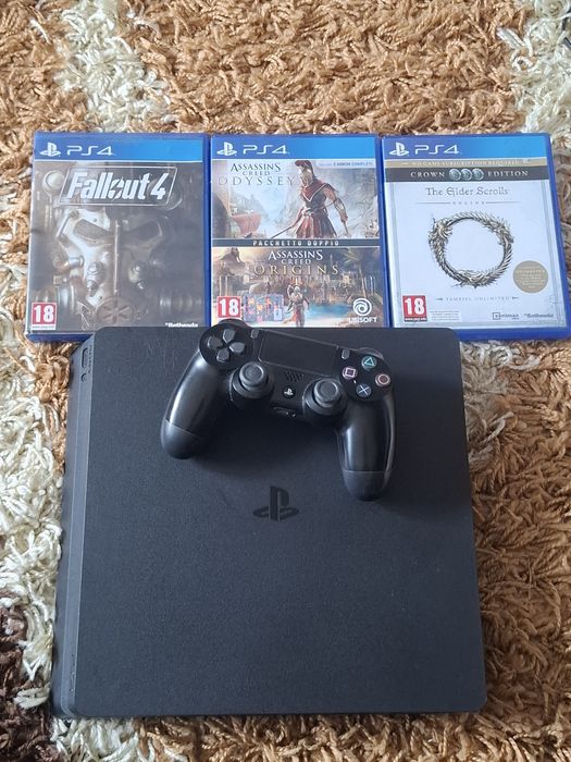 Ps4 slim 500 gb pad plus gry