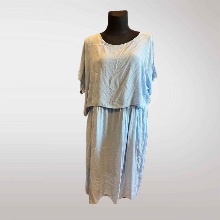 Sukienka Wiskoza 100% z Podszewką Niebieski