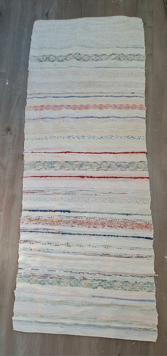 Tapete antigo, feito em tear manual 200x75cm