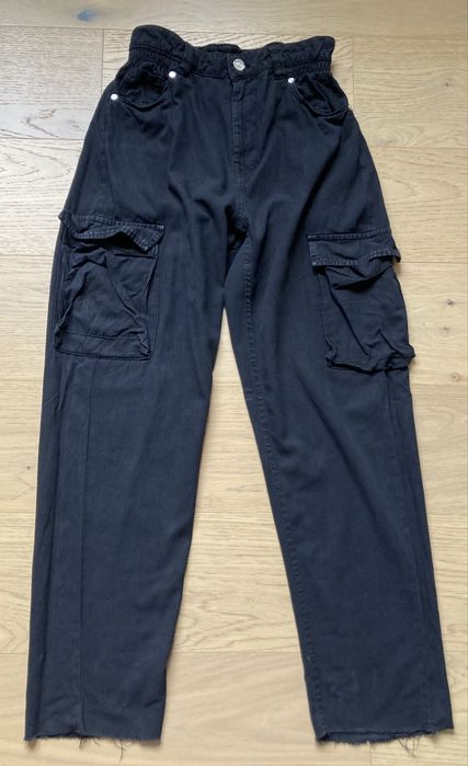 Spodnie bojówki jeansowe proste nogawki czarne Bershka r. 38