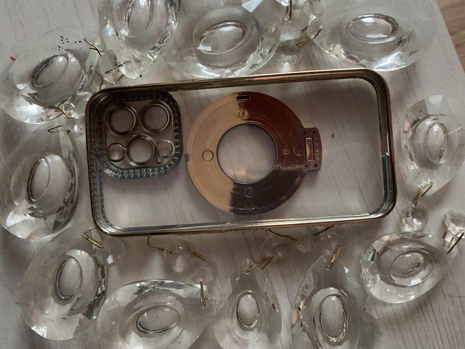 Чолох на iphone 13 pro