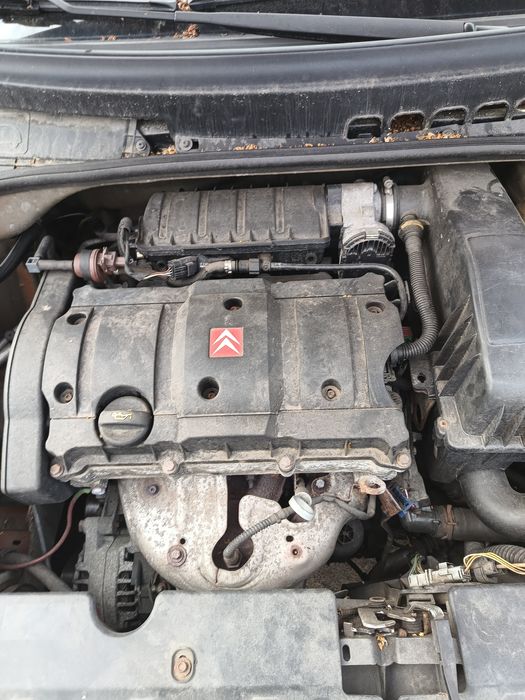 Silnik 1.6 16v NFU peugeot citroen