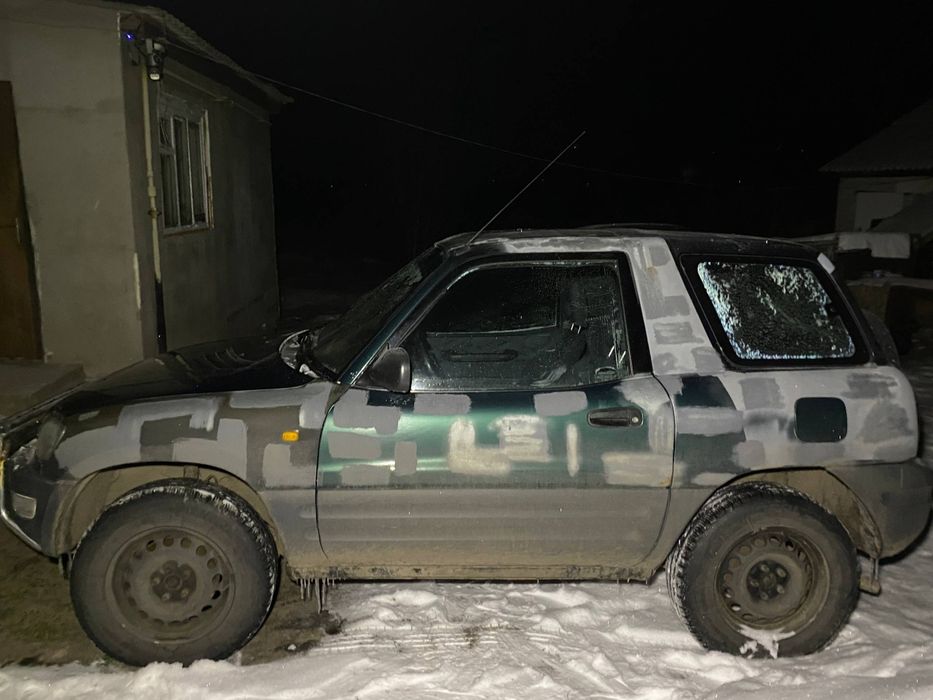 Продам Toyota rav4 ( равлик)