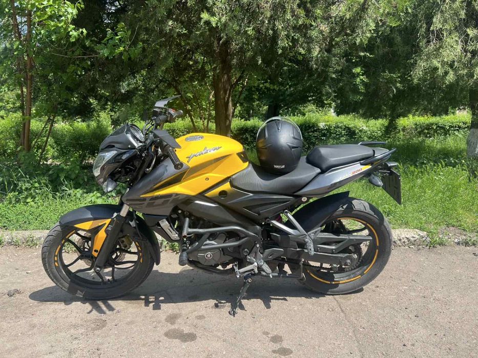Bajaj pulsar ns 200 2020 ДУЖЕ ДОБРИЙ СТАН !