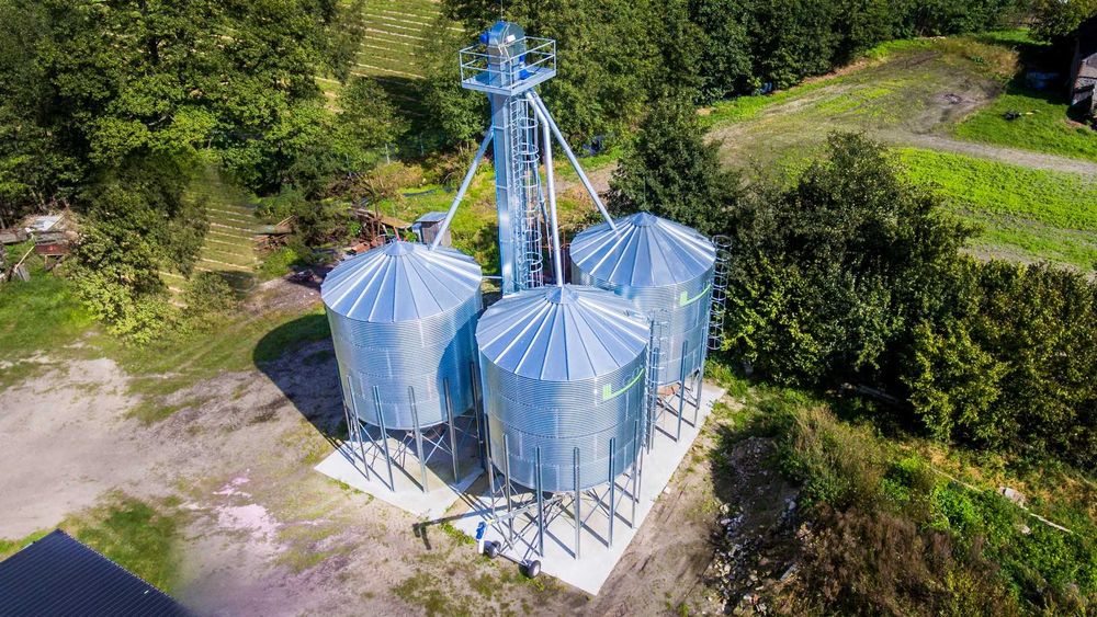 Silos zbożowy 100t lejowy AGOS Warszawa