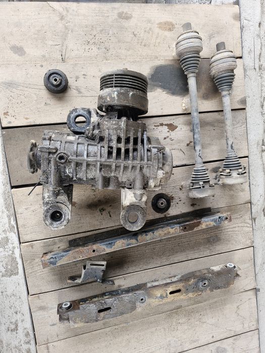 Редуктор зад т4 сінхро віскомуфта полуось Volksvagen T4: 300