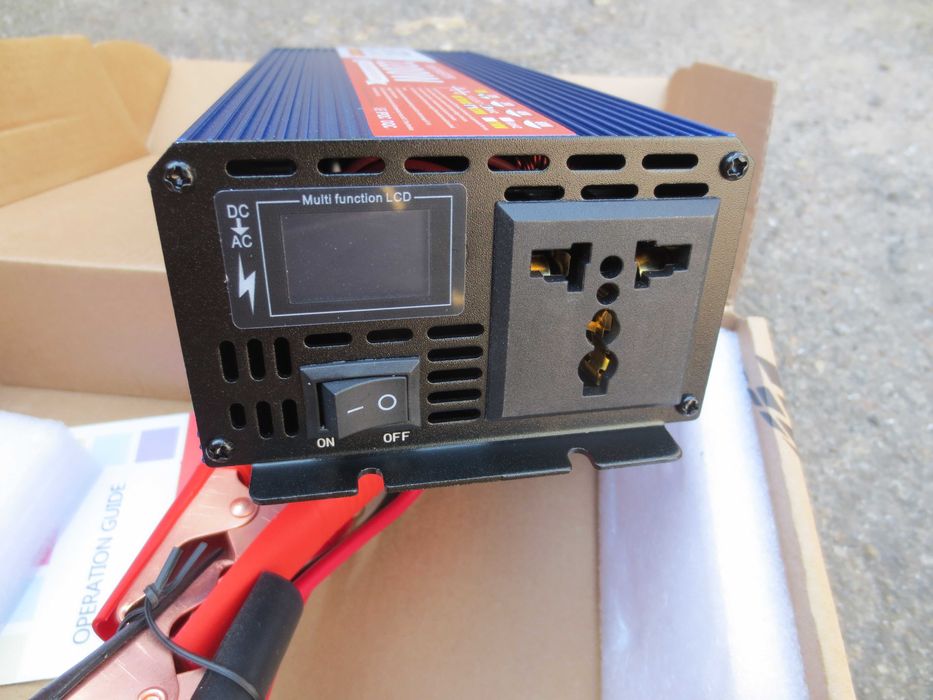 Инвертор для автомобиля 12В - 220В. Преобразователь. синусоида. SUTu