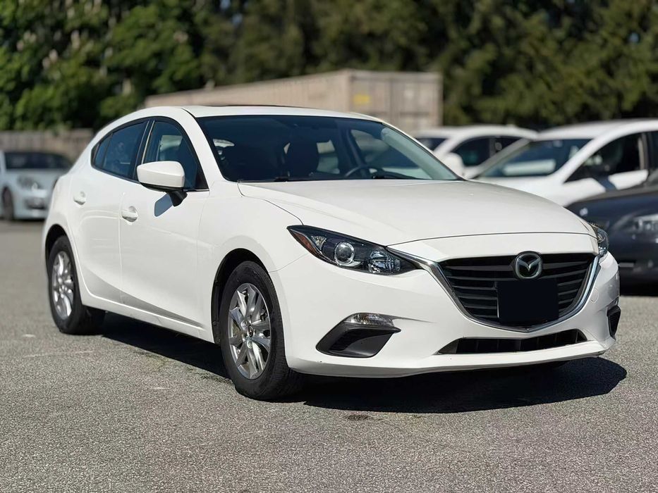 Mazda 3 i Touring      2016