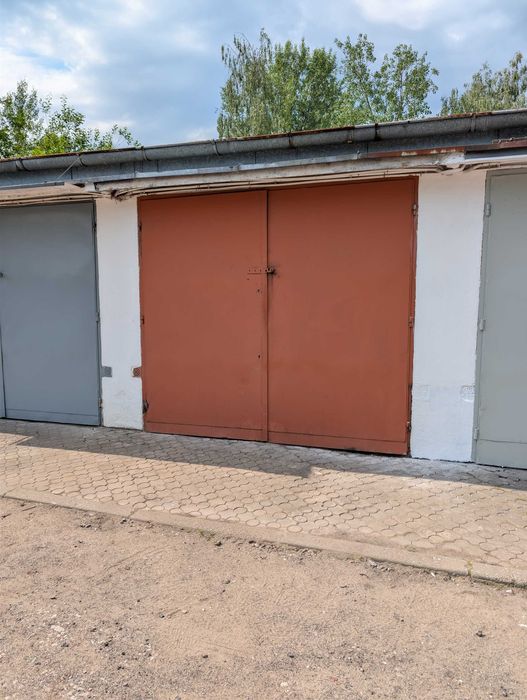 Garaż murowany Miechowice – pohled 4