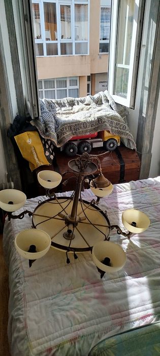 Candeeiro Grande como novo