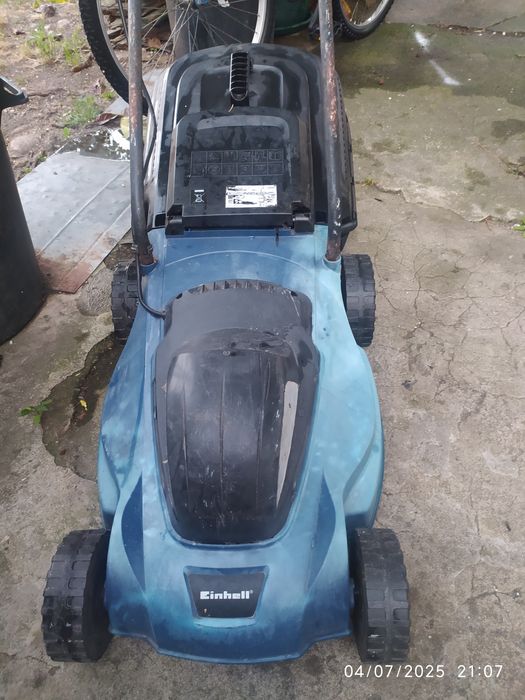 Corta relva eléctrico marca einhell