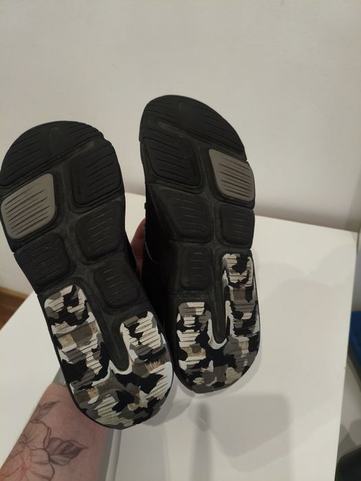Buty sportowe dziecięce Decathlon, rozmiar 35