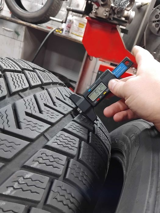 Шини бу 255/50 R19 Michelin Latitude Alpin Комплект Зима