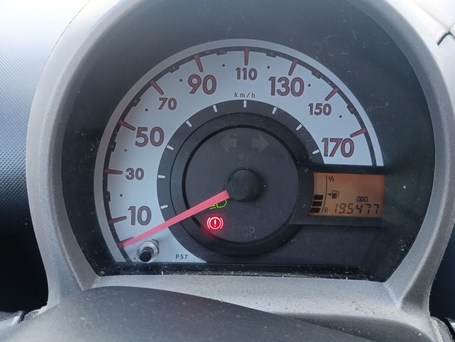 Peugeot 107 2006r
