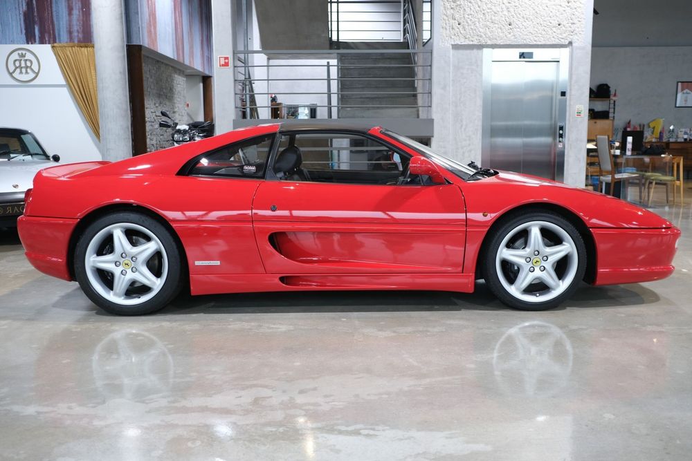 Ferrari 355 GTS