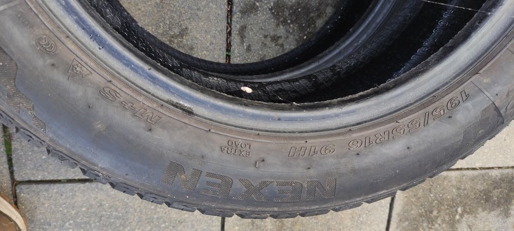 Opony zimowe z 2018r 5mm 195/55/16 Nexen N