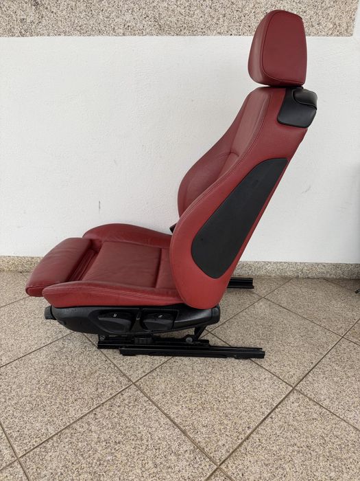 Conjunto de Bancos + Quartelas BMW Série 1 E82 – Pack M Originais