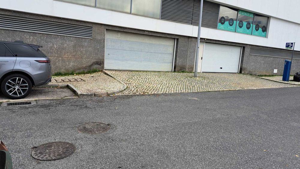 Aluguer lugar moto Lisboa