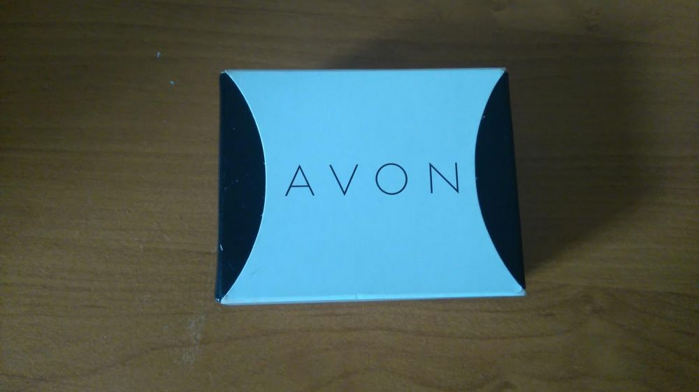 Kolczyki AVON z bry