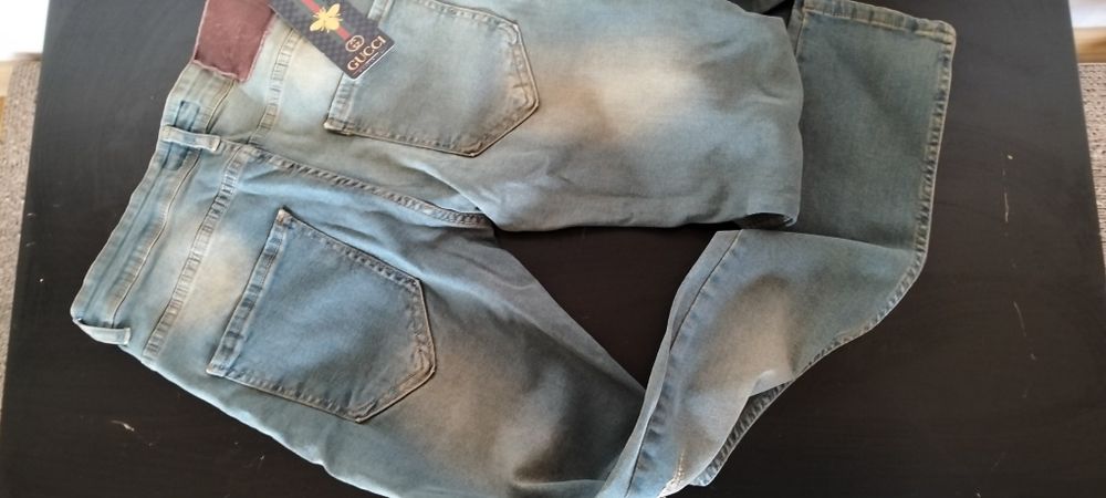 Джинси жіночі .Бренд Gucci