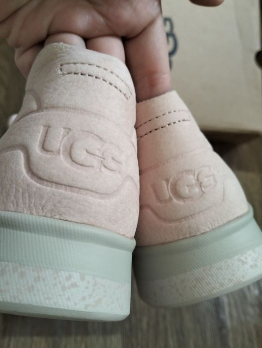 Новые кросовки Ugg, размер 40