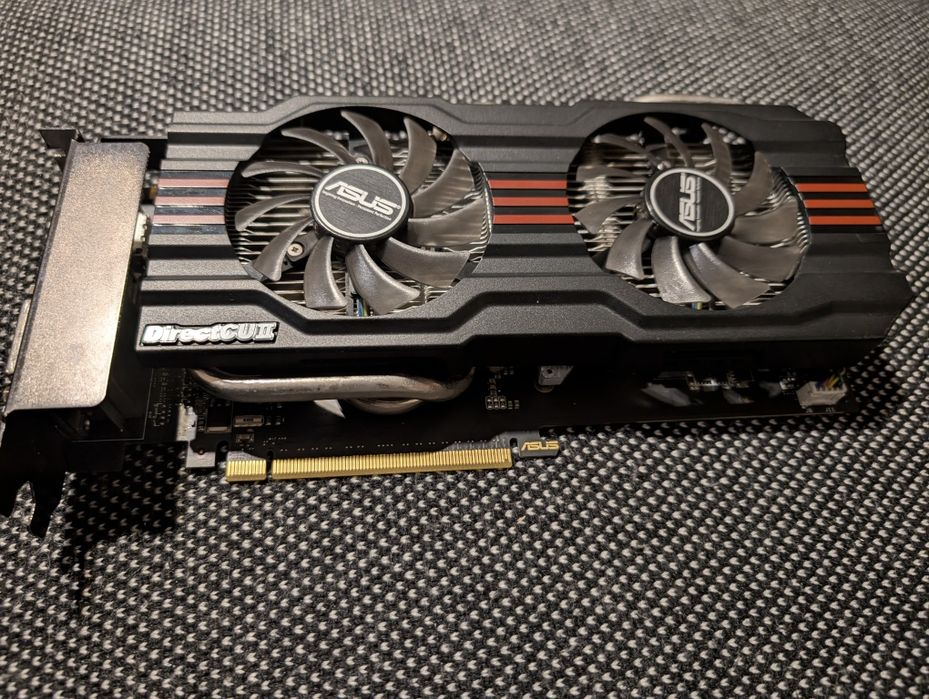 Asus GeForce GTX 660, 2GB GDDR5 (192 Bit), HDMI, DP