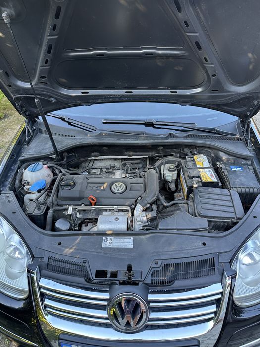 Volkswagen Golf 2009 року