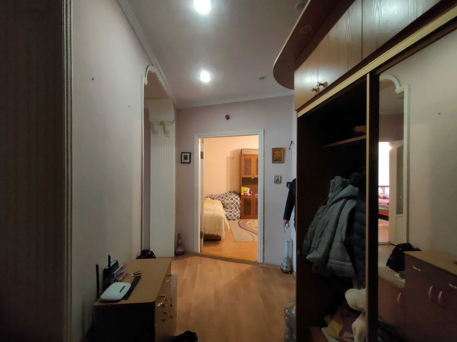 Продам 4кк в Котеджному будинку з гаражем