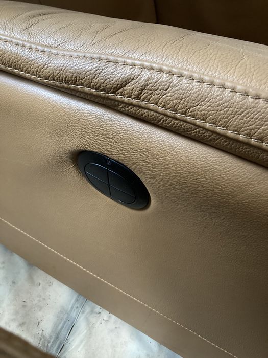 Шкіряне крісло реклайнер релакс