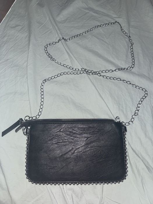Bolsa preta pequena