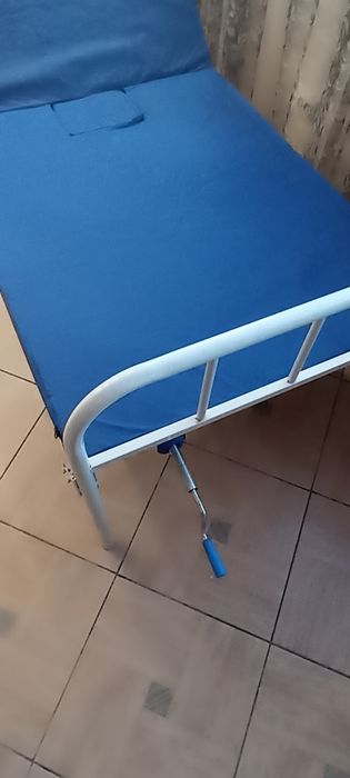 Продам Медичне ліжко в хорошому стані