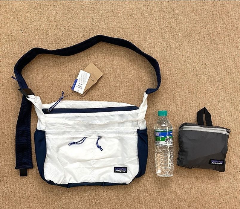 Велика сумка-трансформер через плече Patagonia Courier Bag. Сумка 2в1