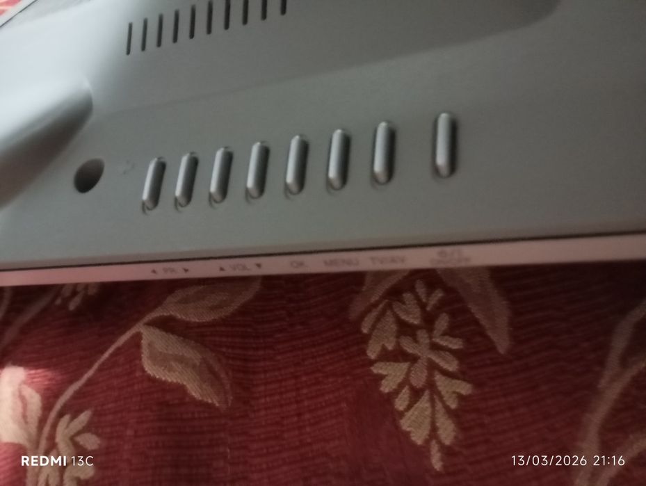 Televisão com defeito