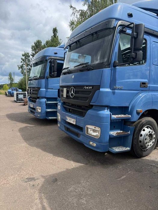 Тягач Mercedes-Benz Axor 1840