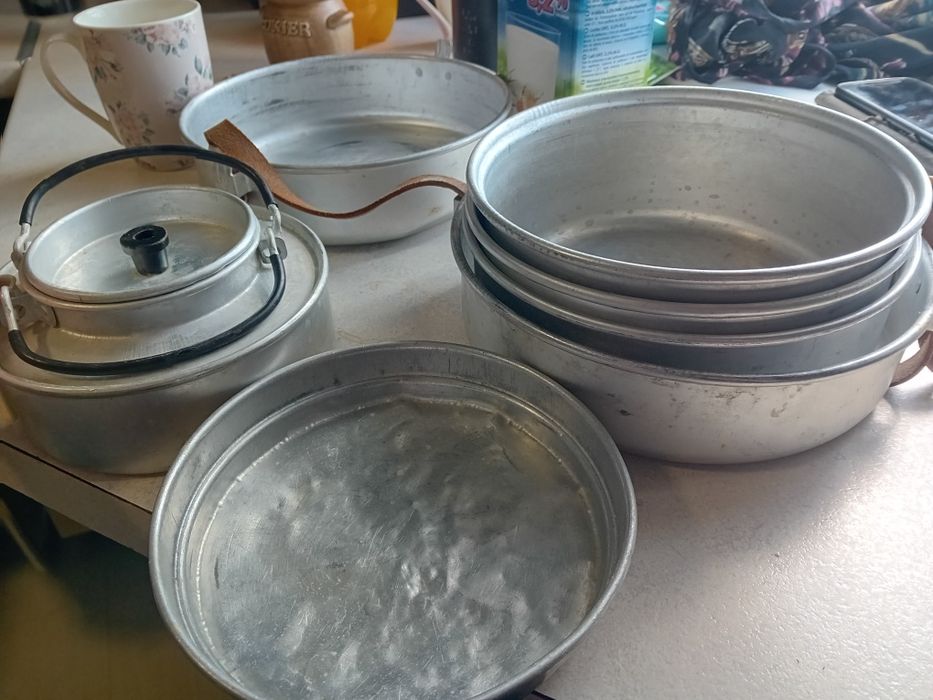 Menażka turystyczna wojskowa