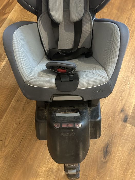 Fotelik Recaro Optiafix 9-18kg