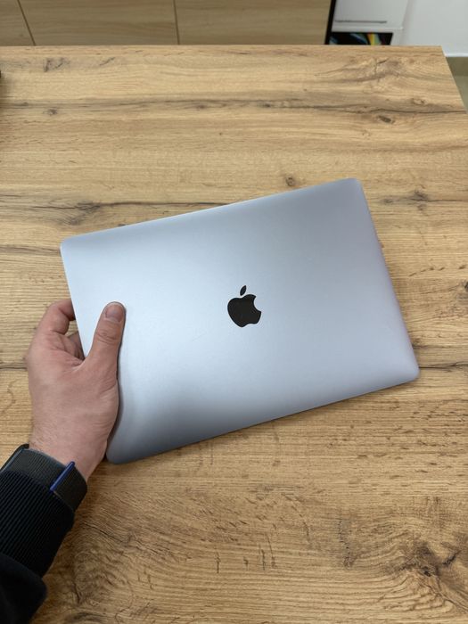 13” MacBook Pro 2020 SpaceGray - M1/8GB/512GB- Батарея 100% - Гарантія