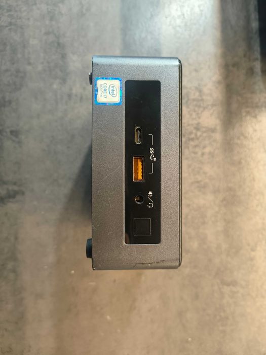 !OKAZJA! Mały komputer Intel NUC | i7 - 8gen | 8 GB
