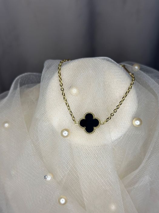 Стильна біжутерія | Нові прикраси за доступною ціною